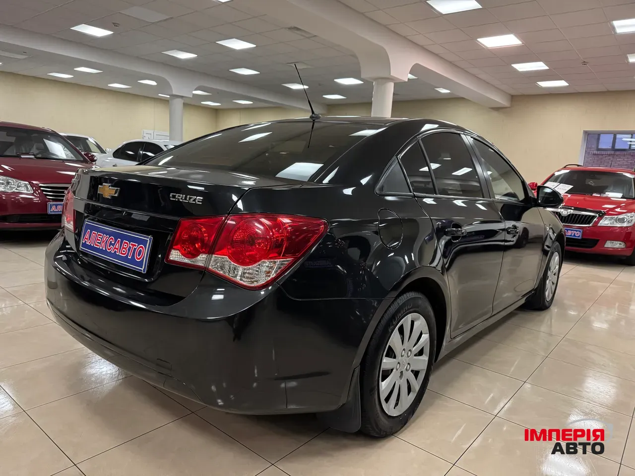Chevrolet Cruze - фото 3