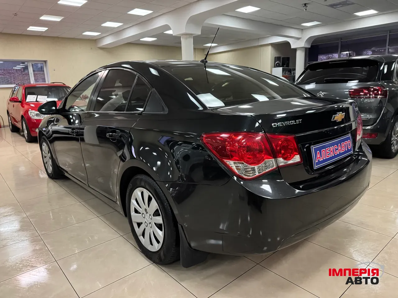 Chevrolet Cruze - фото 2