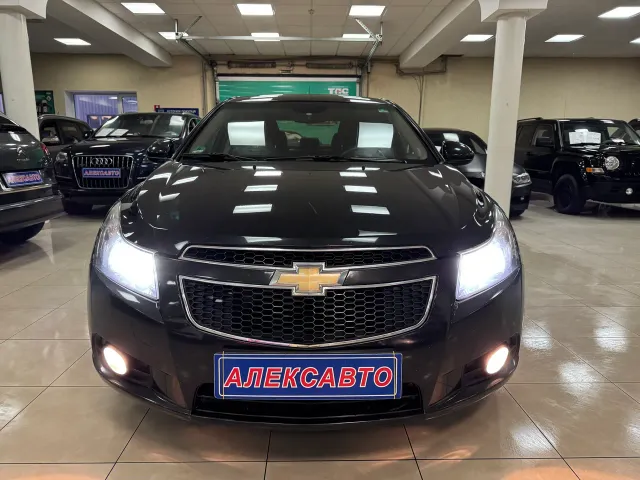 Chevrolet Cruze - фото 5