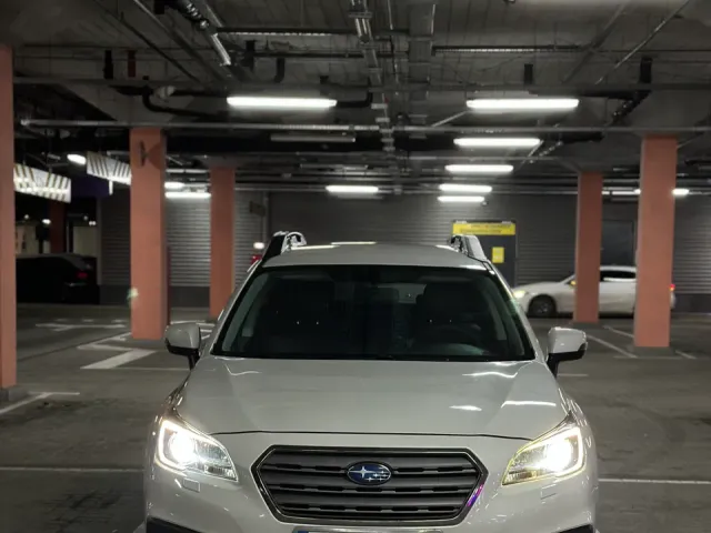 Subaru Outback - фото 2
