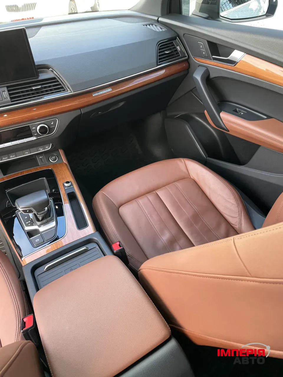 Audi Q5 - фото 16