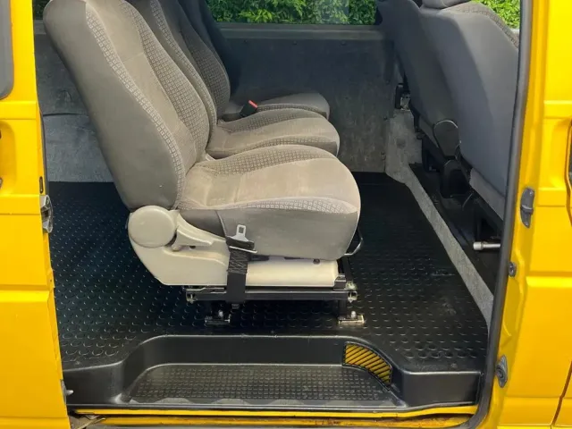 Volkswagen Transporter - фото 4