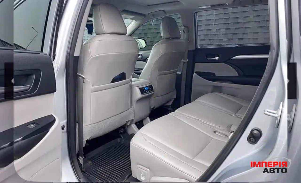 Toyota Highlander - фото 9