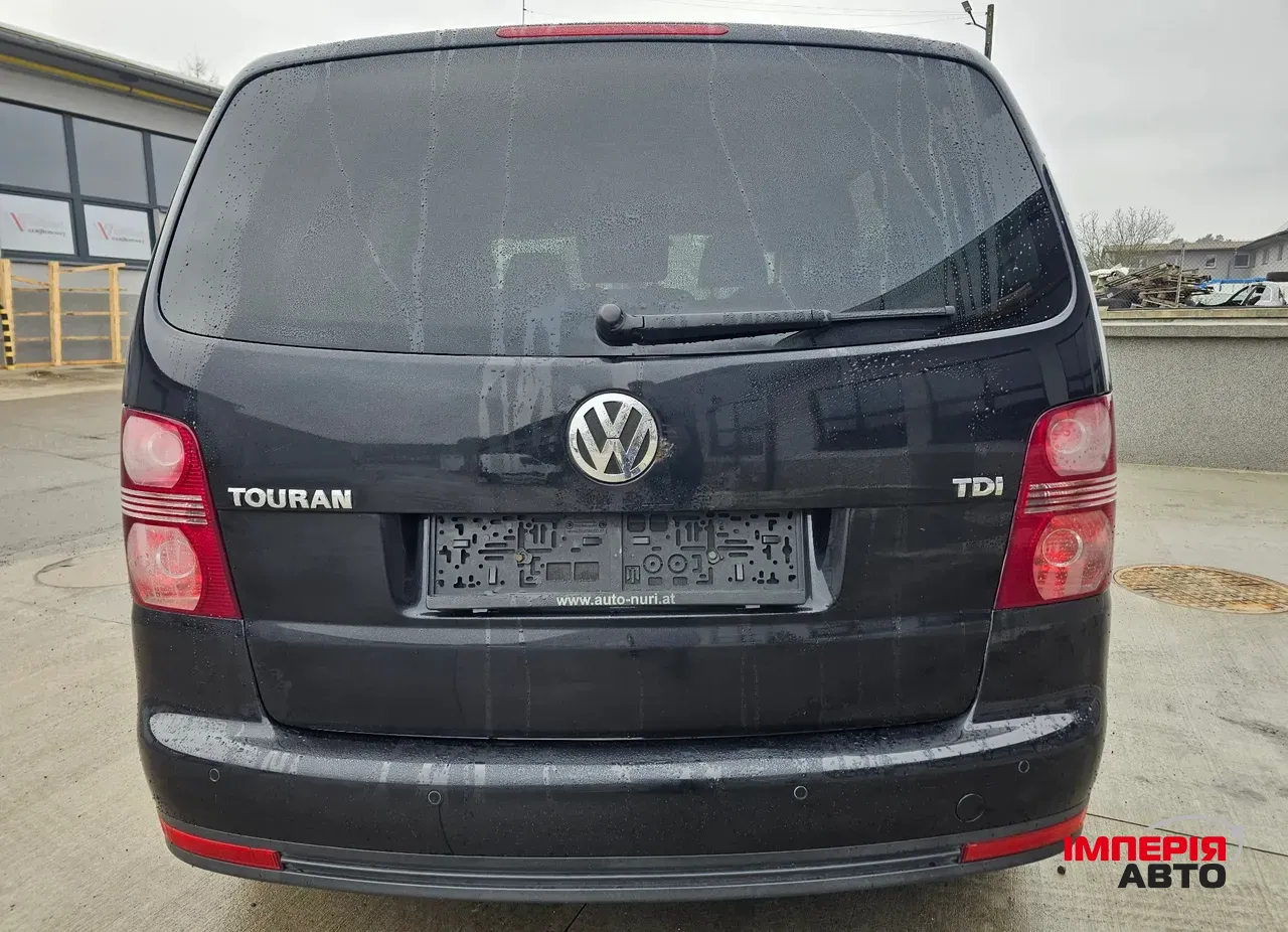 Volkswagen Touran - фото 14