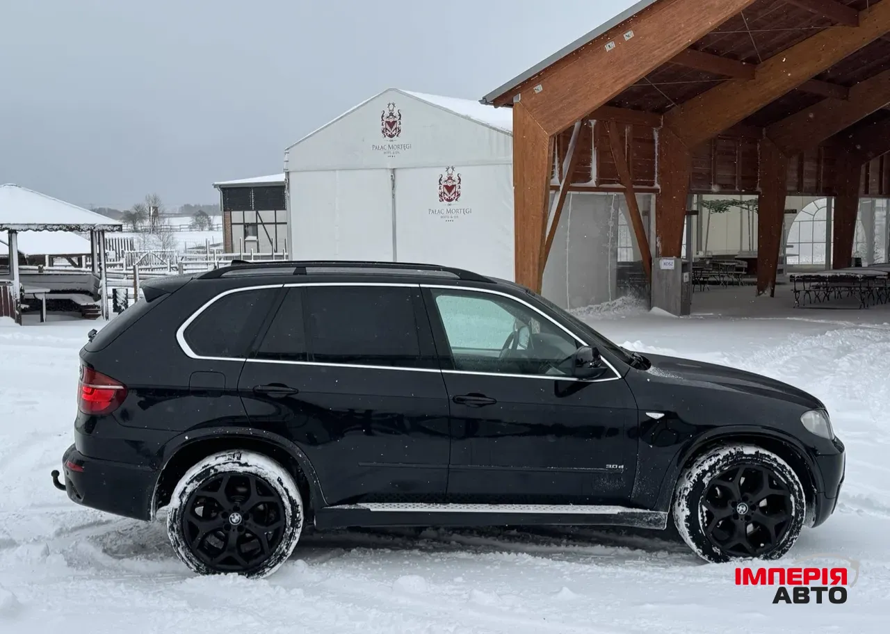 BMW X5 - фото 12