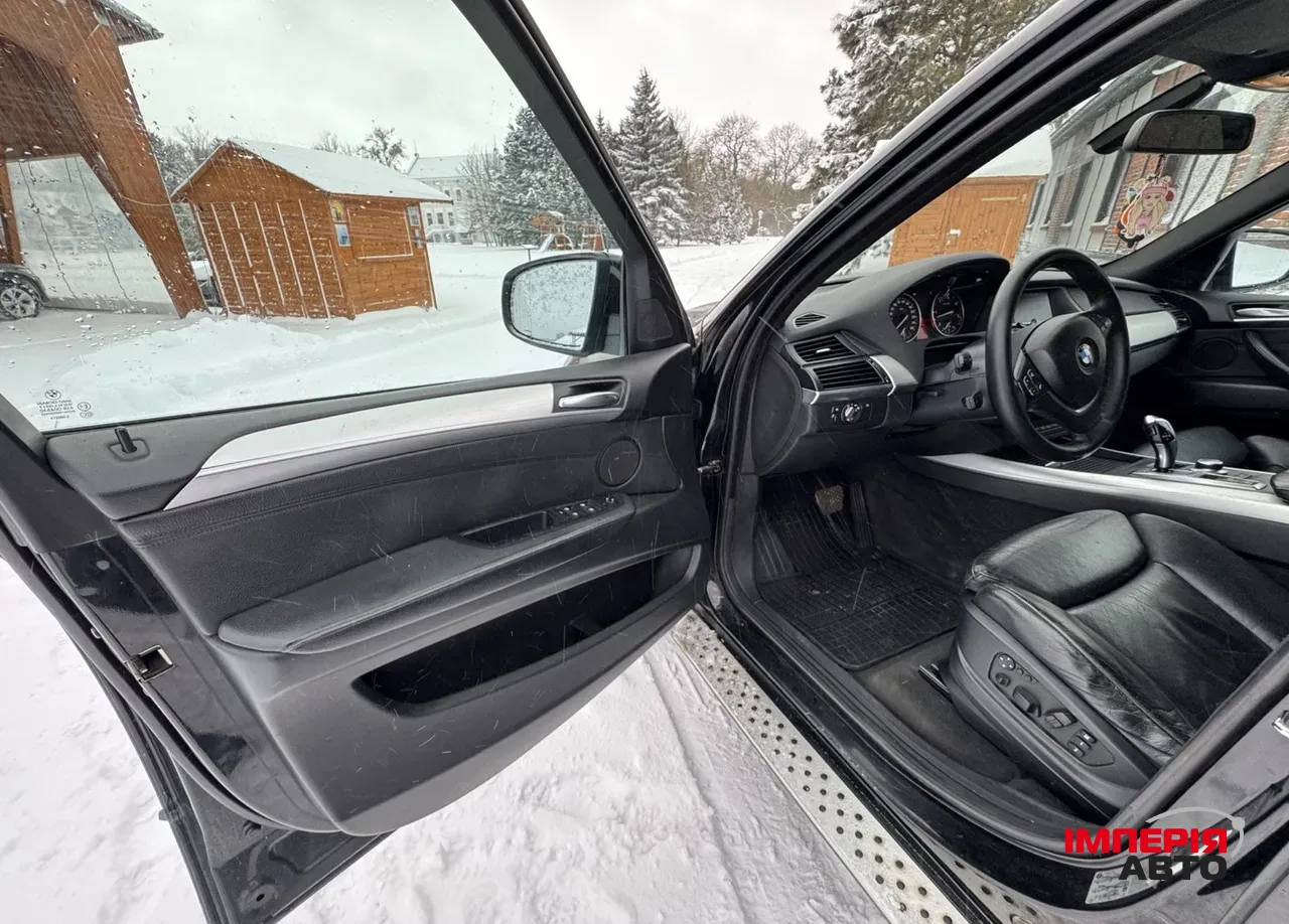 BMW X5 - фото 9