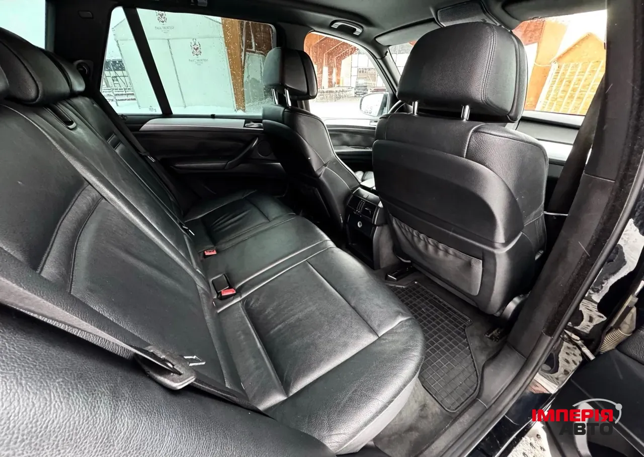 BMW X5 - фото 5