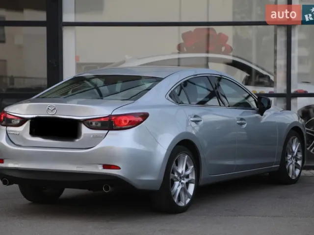 Mazda 6 - фото 2