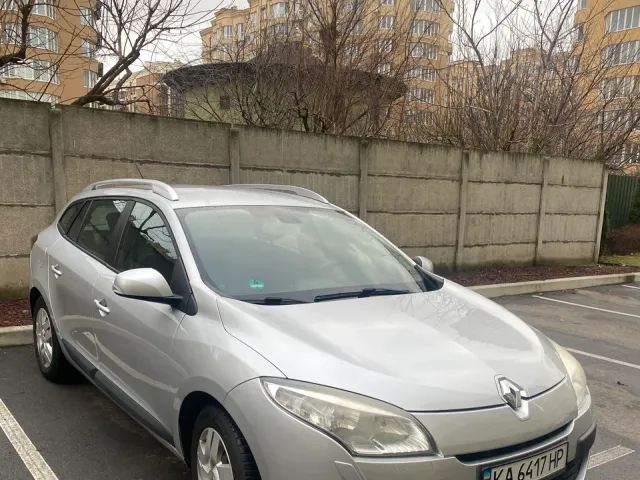 Renault Megane - фото 3