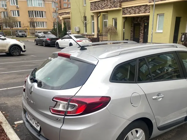 Renault Megane - фото 5