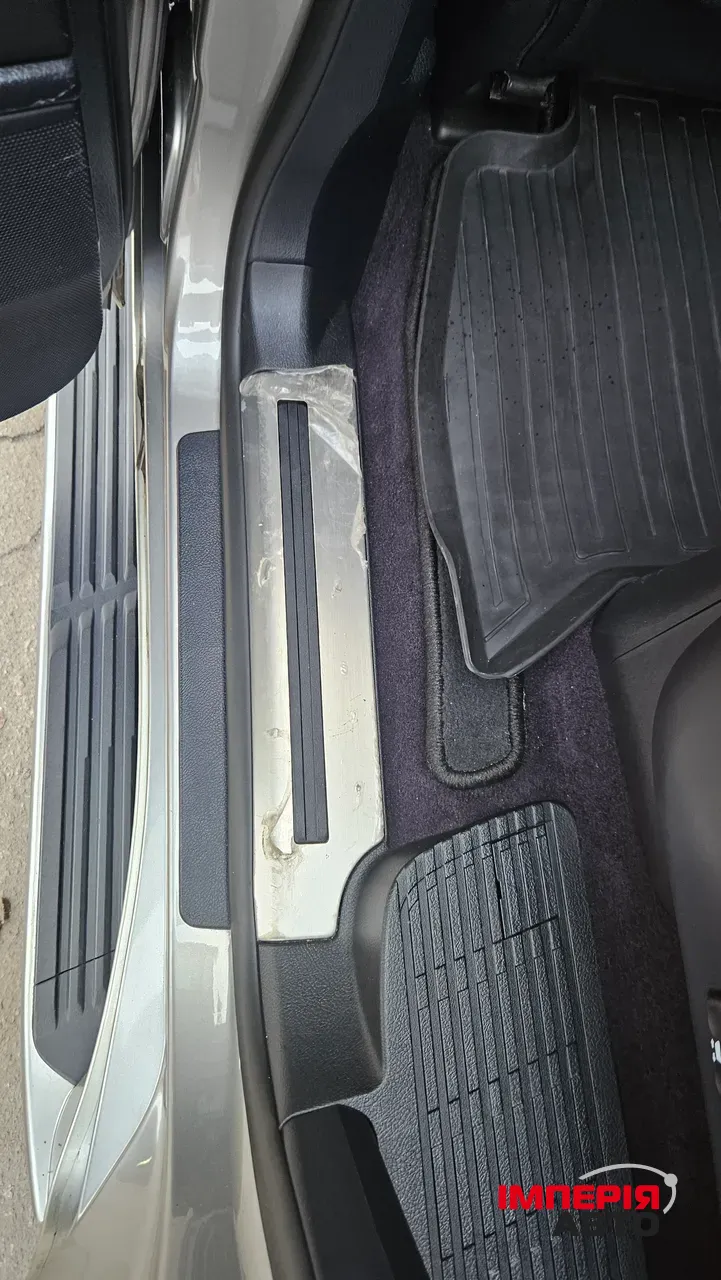 Lexus LX - фото 11