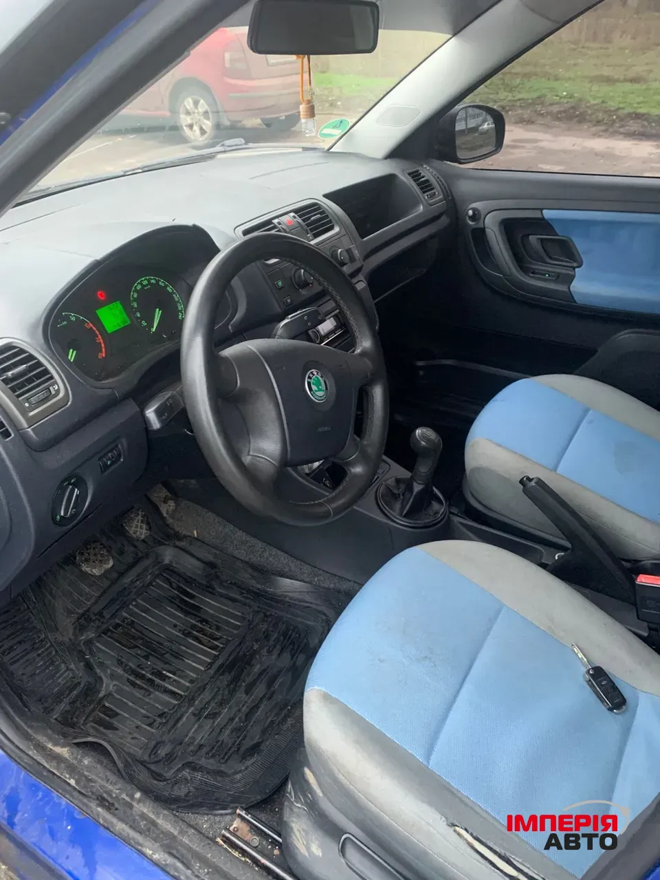 Skoda Fabia - фото 8