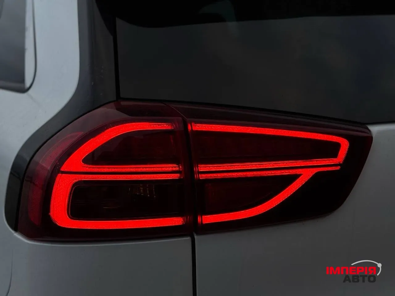 Kia Niro - фото 9