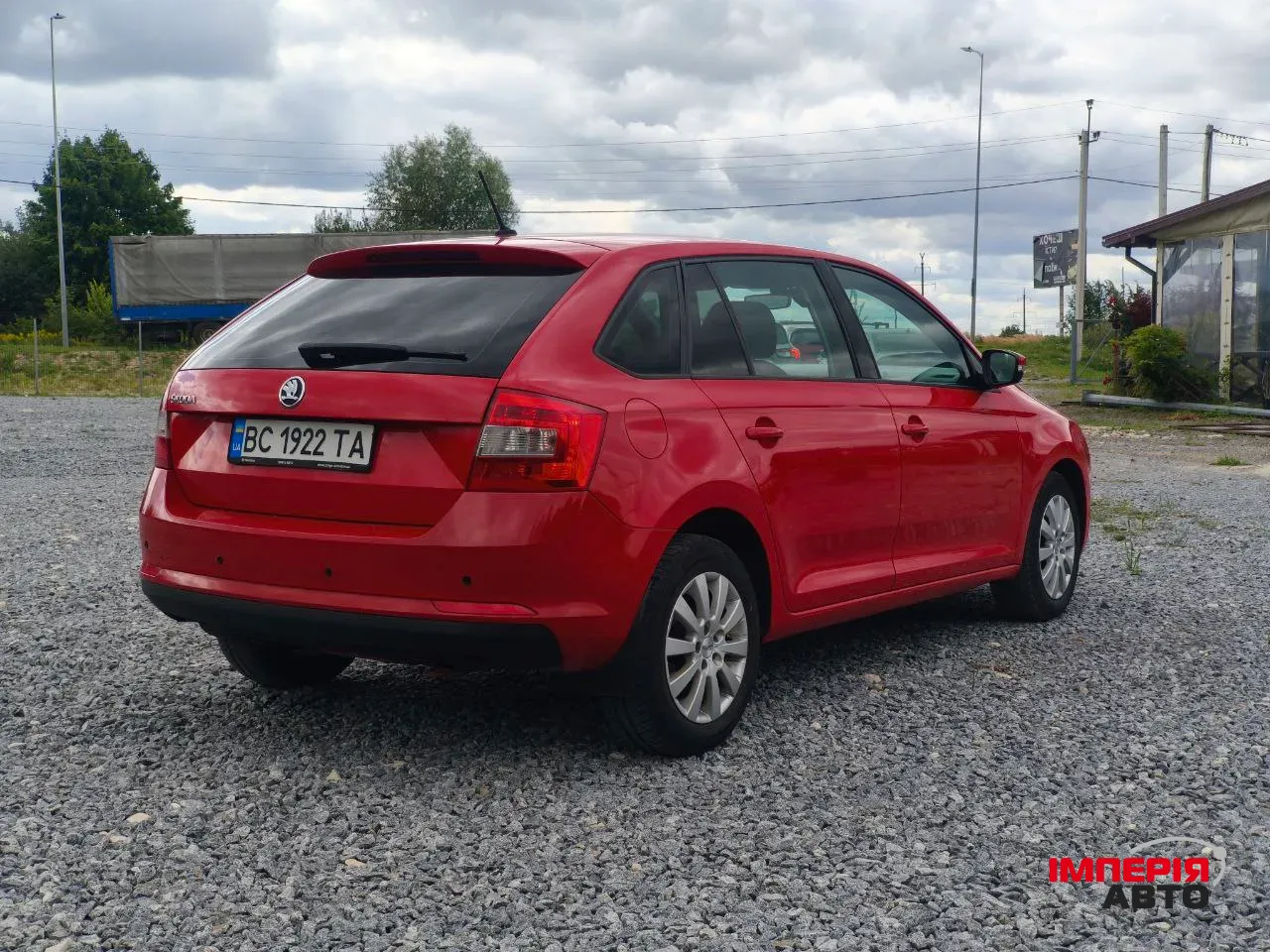 Skoda Rapid - фото 4