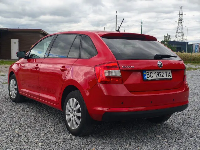 Skoda Rapid - фото 5