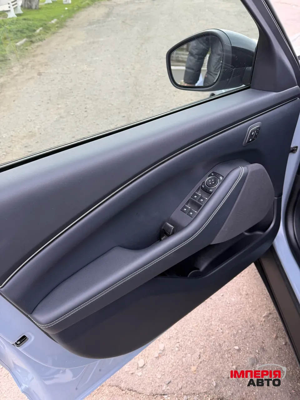 Ford Mustang Mach-E - фото 10