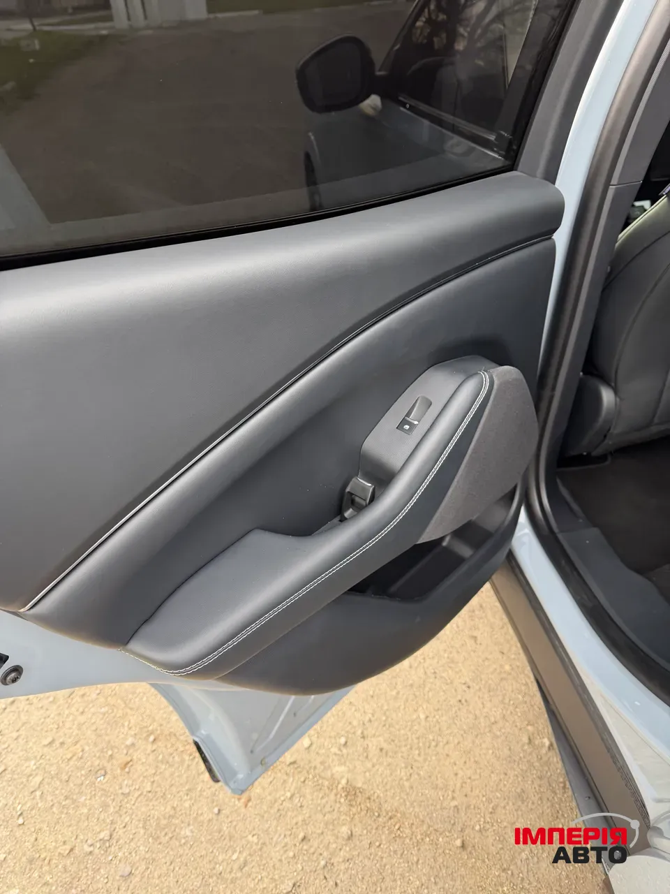 Ford Mustang Mach-E - фото 8