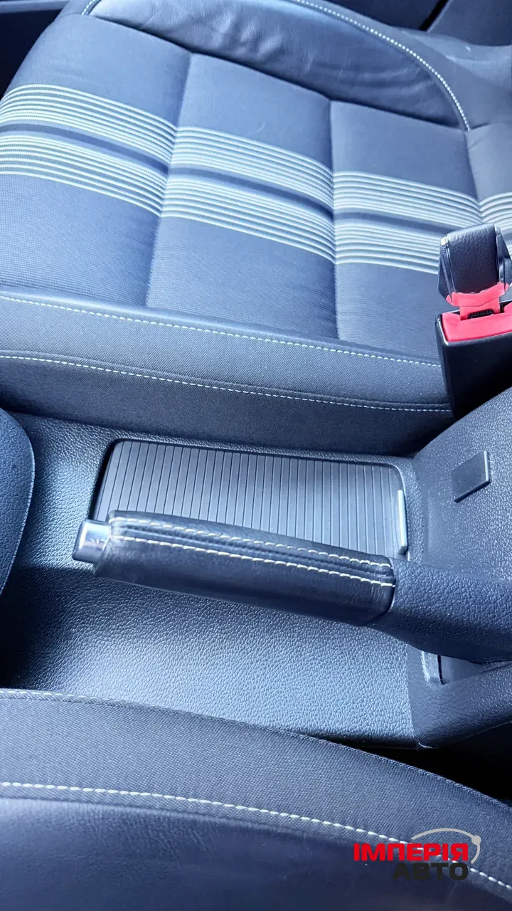 Volkswagen Golf - фото 33