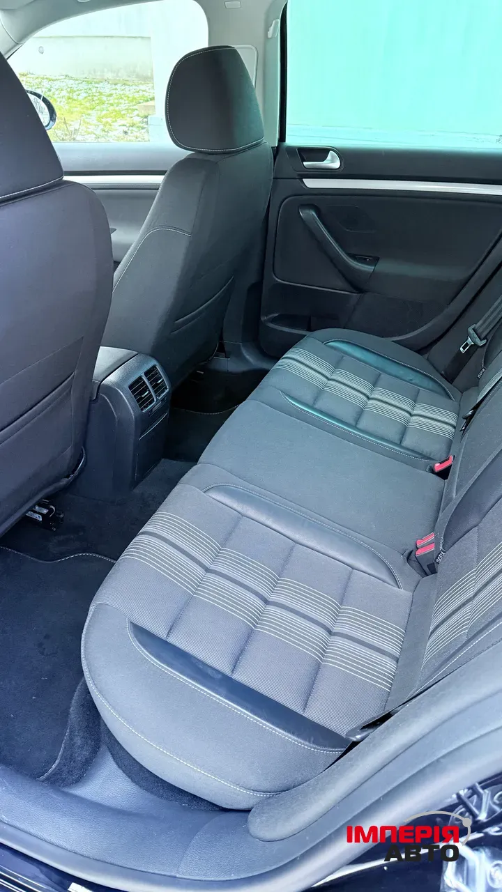 Volkswagen Golf - фото 32