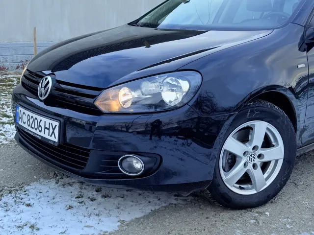 Volkswagen Golf - фото 3