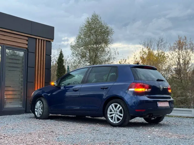 Volkswagen Golf - фото 4