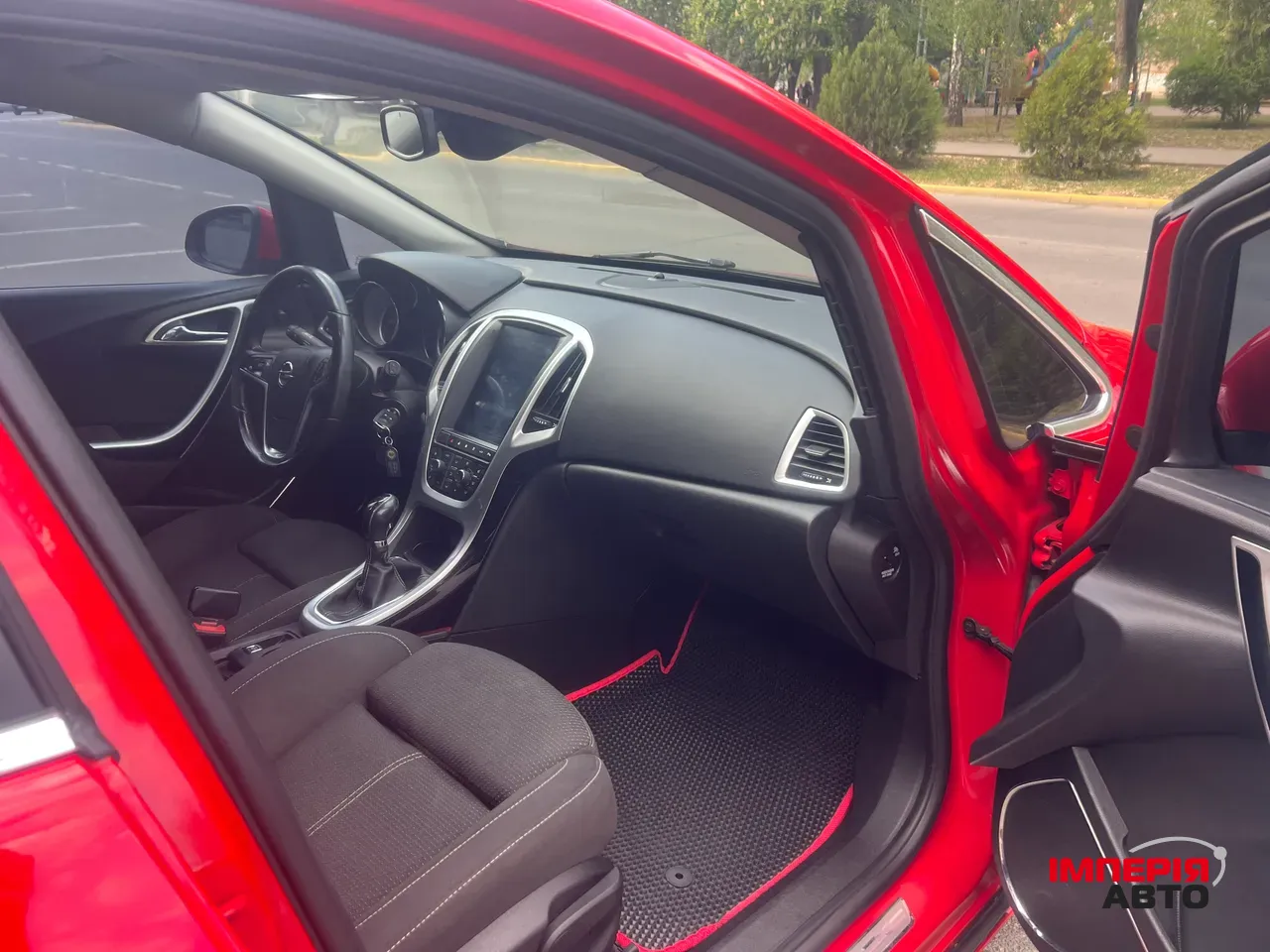 Opel Astra - фото 8