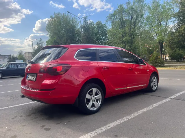 Opel Astra - фото 3