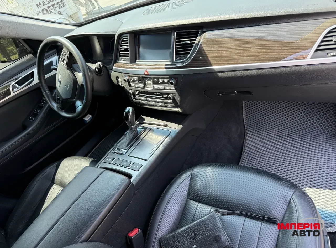 Genesis G80 - фото 9