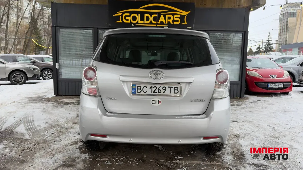 Toyota Verso - фото 16