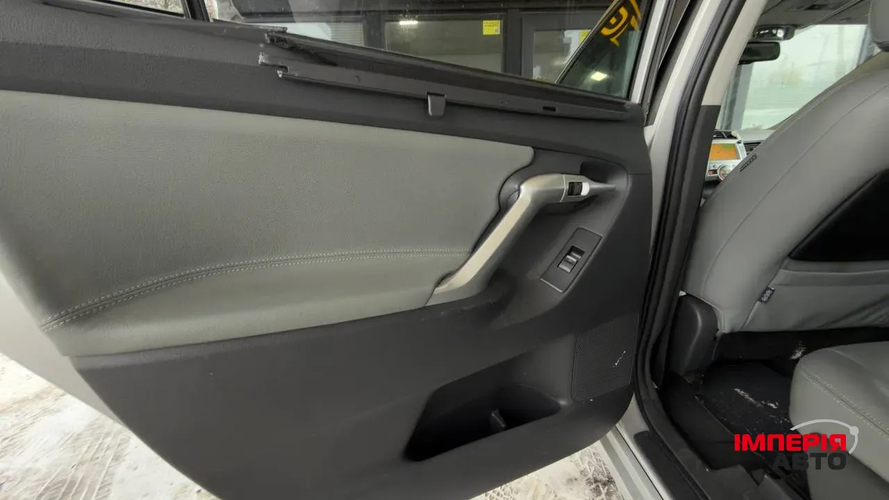 Toyota Verso - фото 18