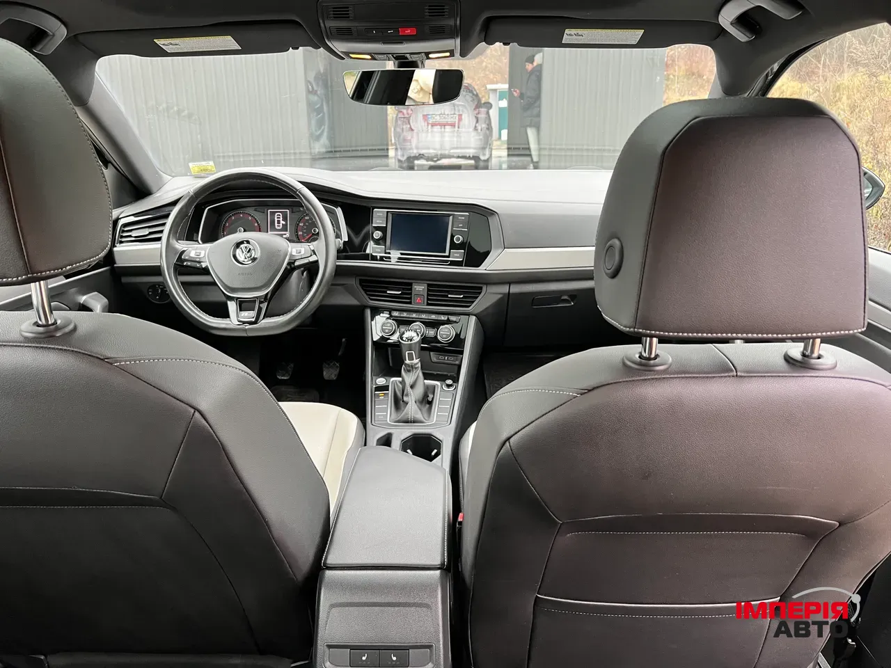 Volkswagen Jetta - фото 6