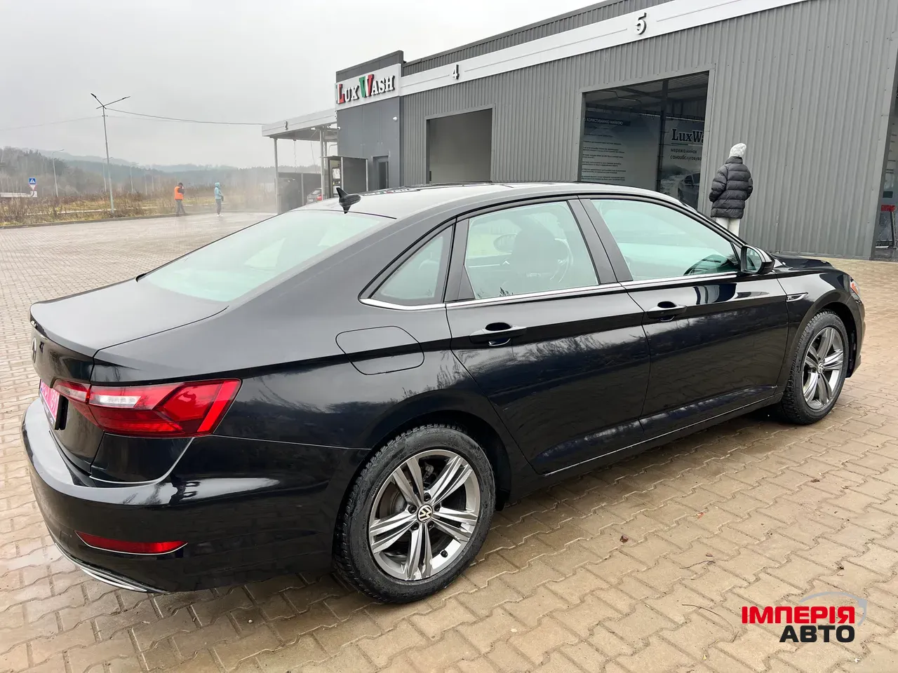 Volkswagen Jetta - фото 3