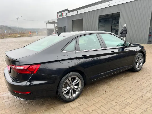 Volkswagen Jetta - фото 3