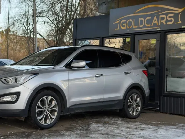Hyundai Santa Fe - фото 2