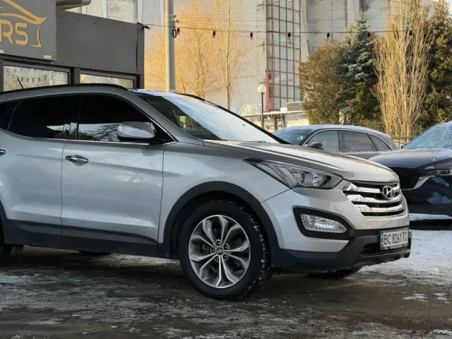 Hyundai Santa Fe - фото 3