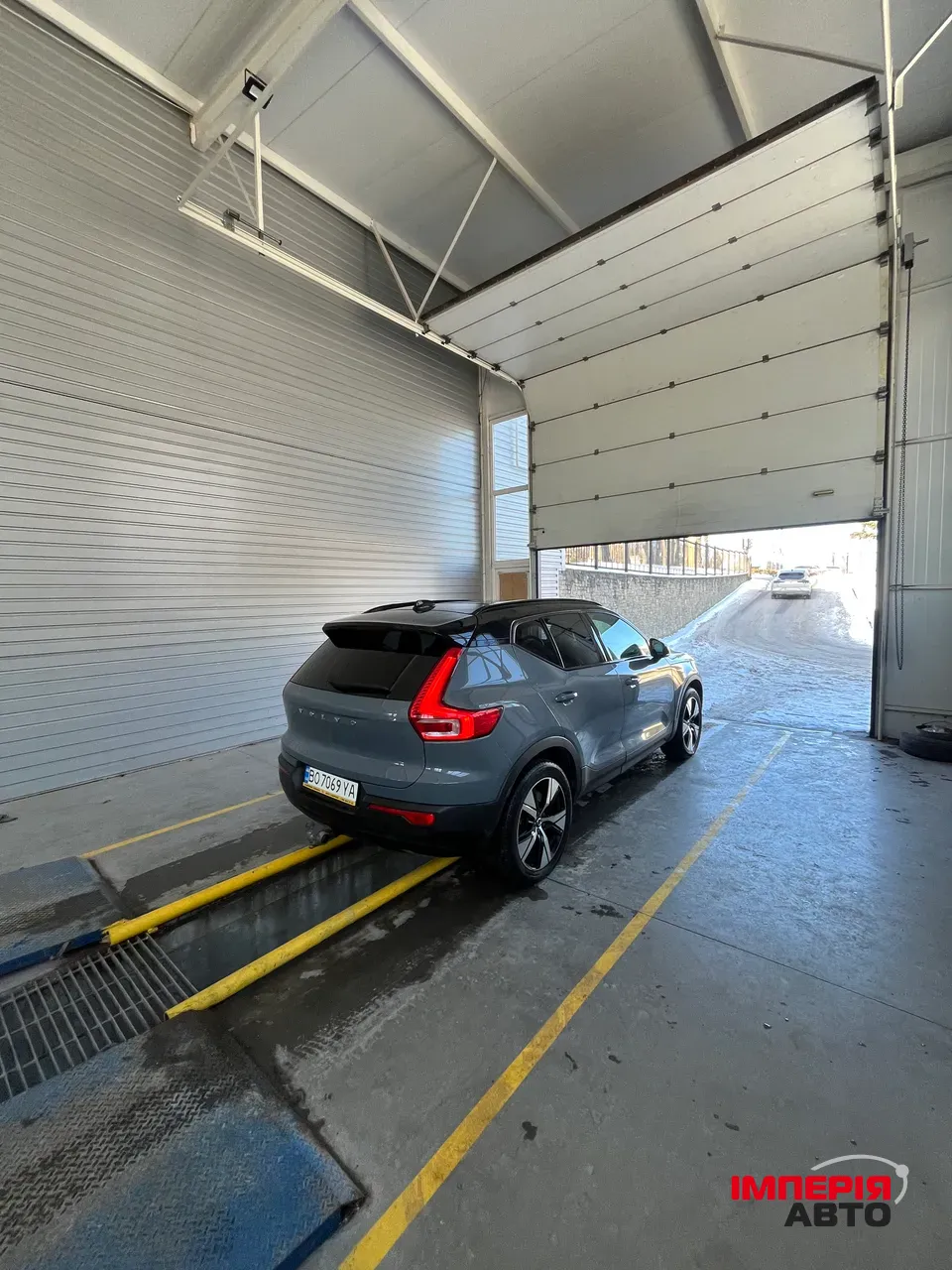 Volvo XC40 - фото 9