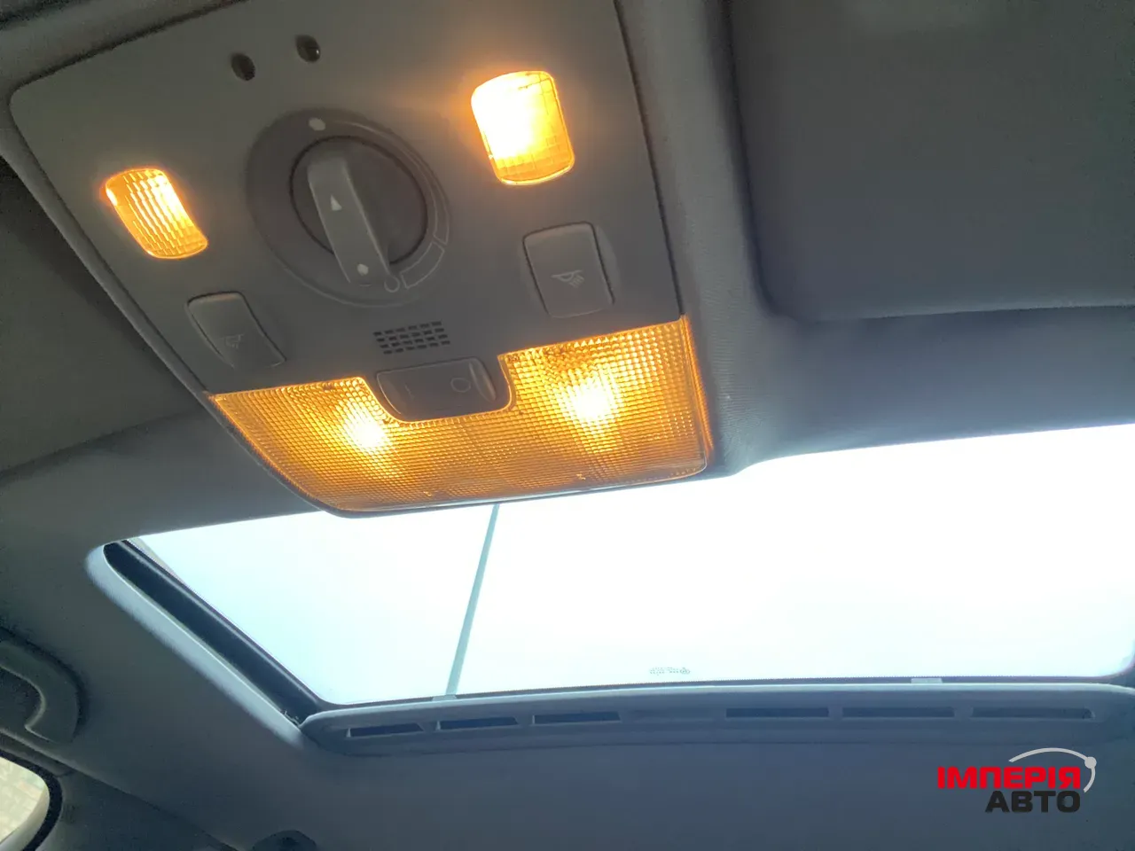 Audi A4 - фото 13