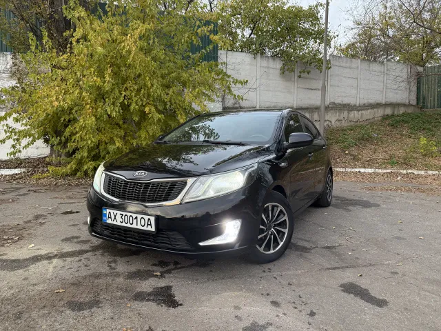 Kia Rio - фото 1