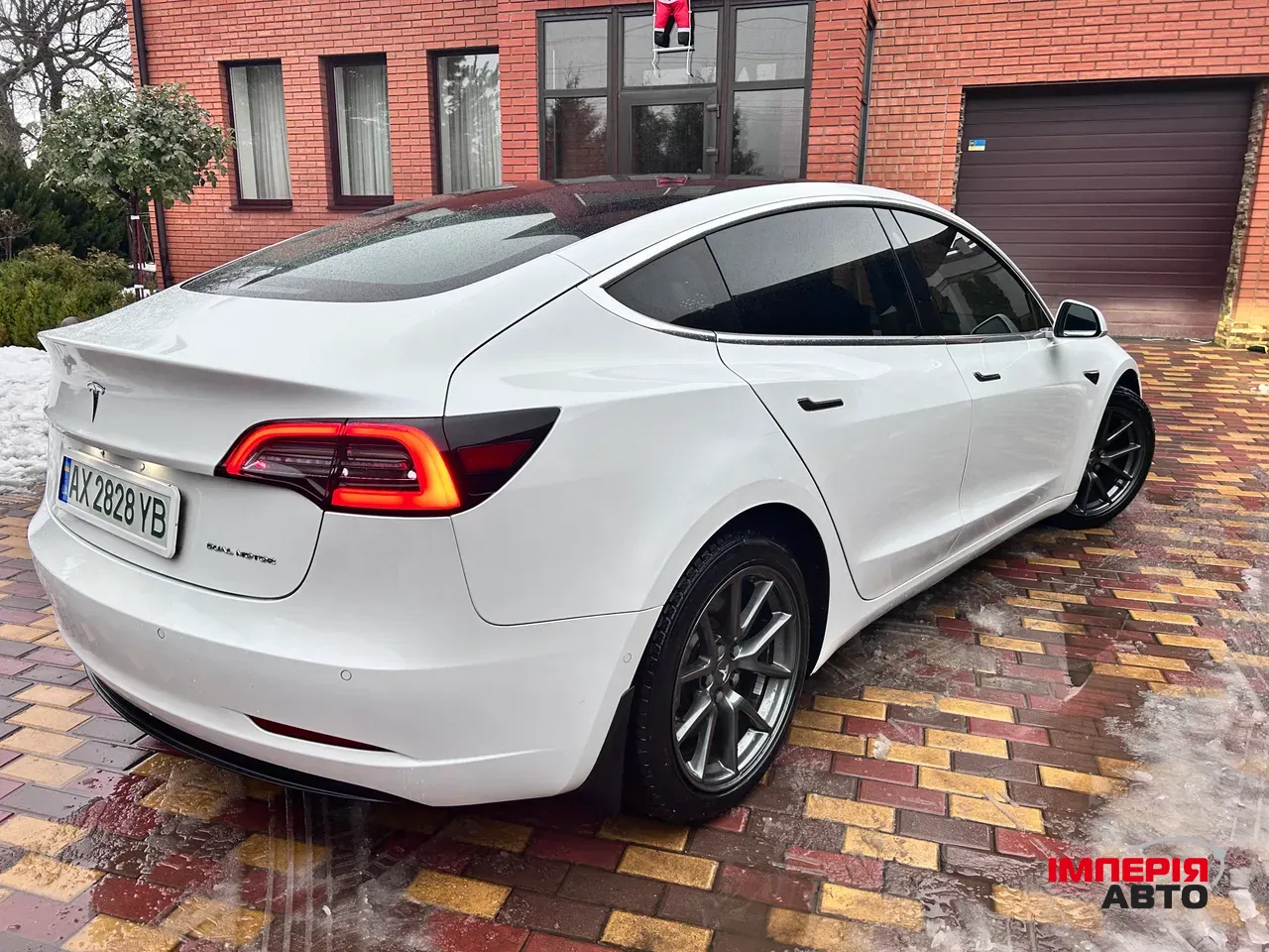 Tesla Model 3 - фото 4