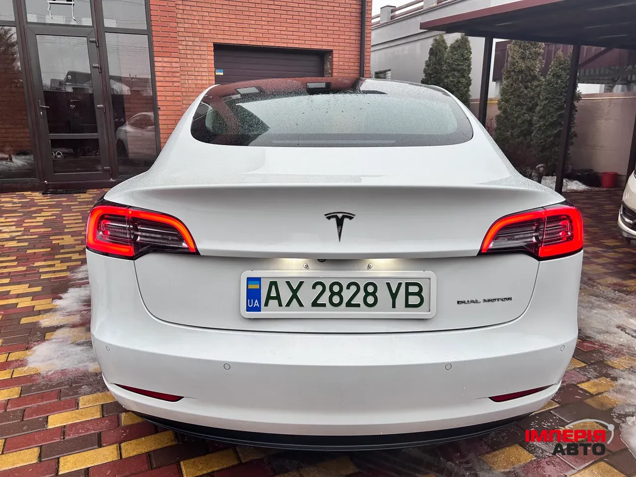 Tesla Model 3 - фото 5