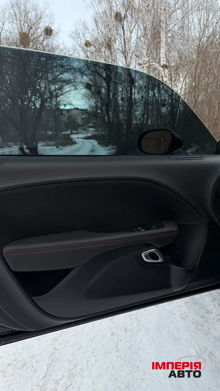 Dodge Challenger - фото 12