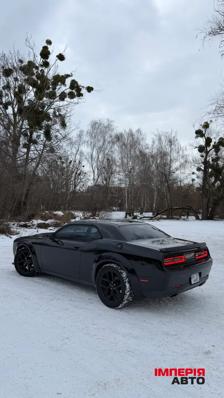Dodge Challenger - фото 4