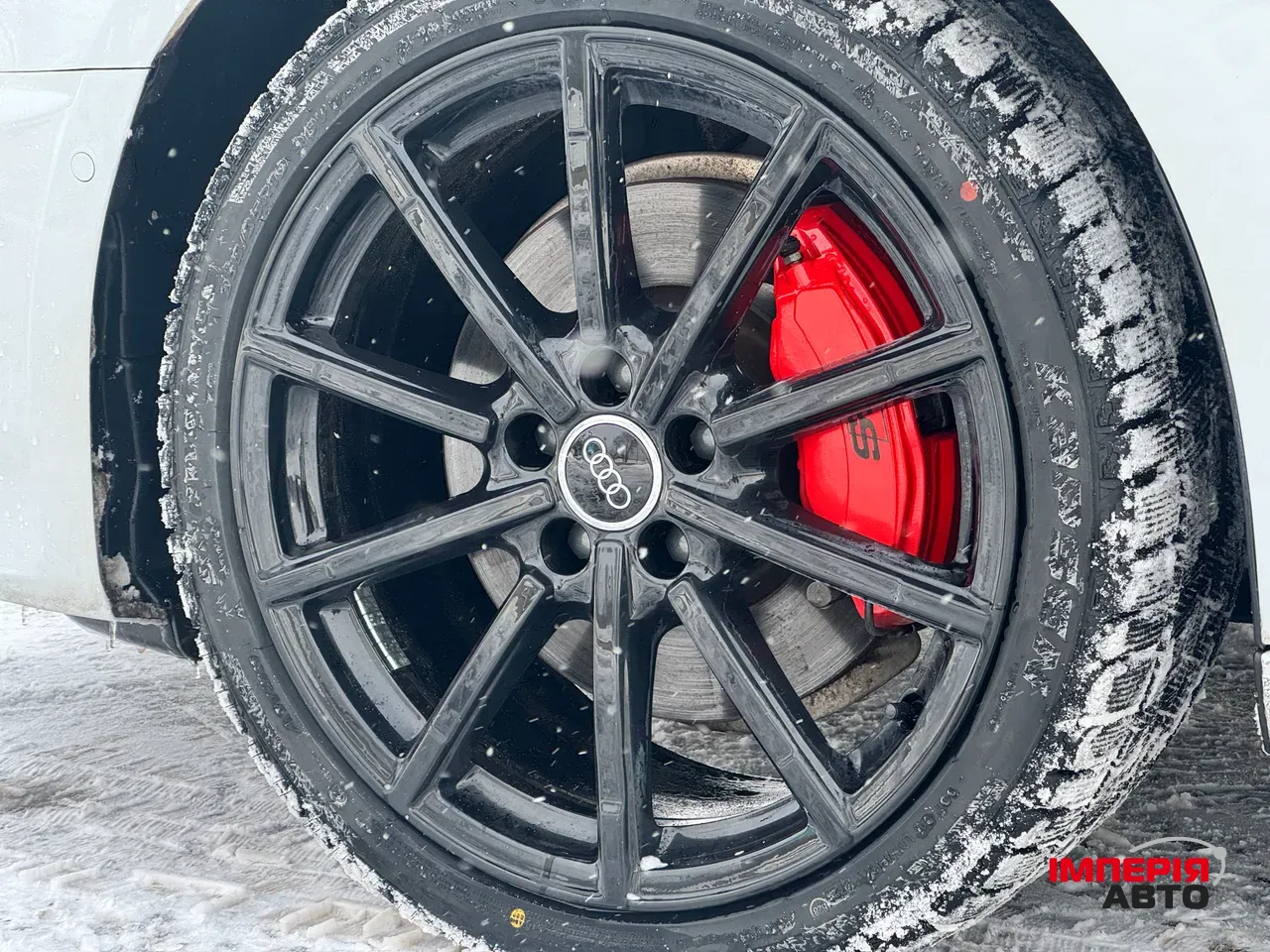 Audi A4 - фото 14