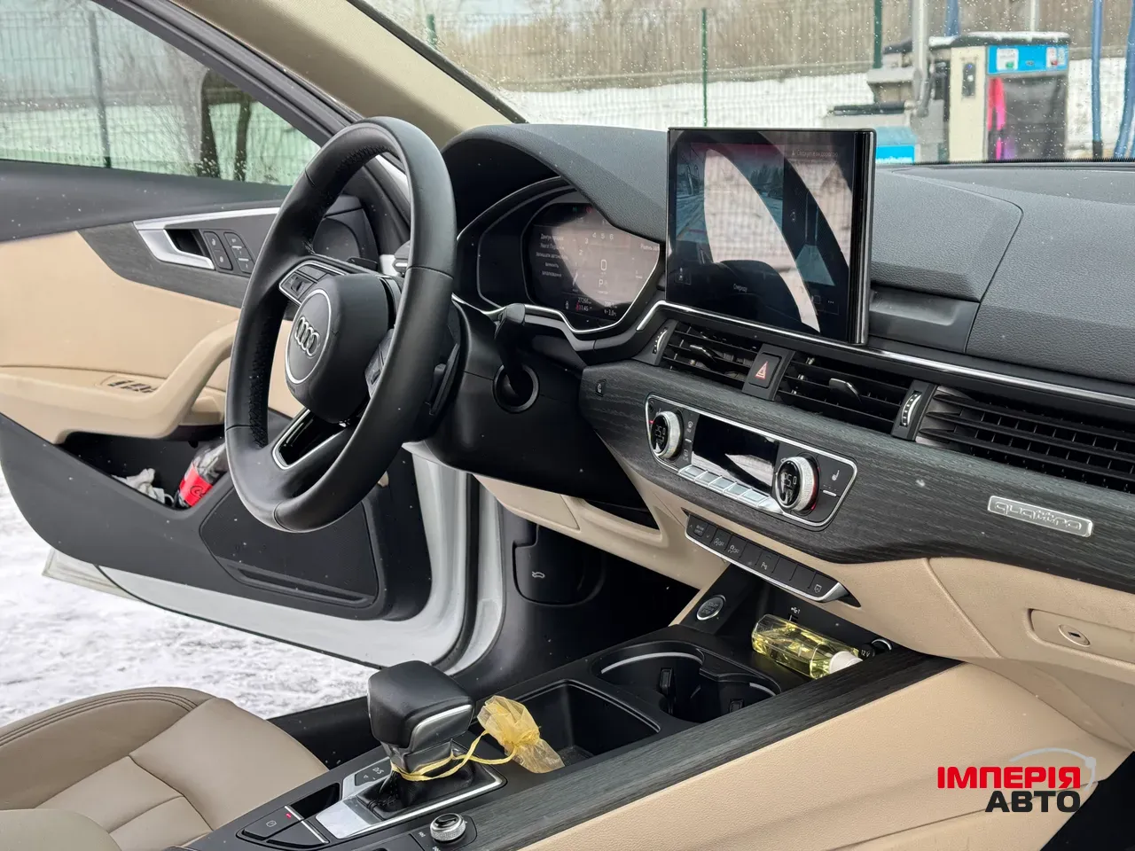 Audi A4 - фото 23