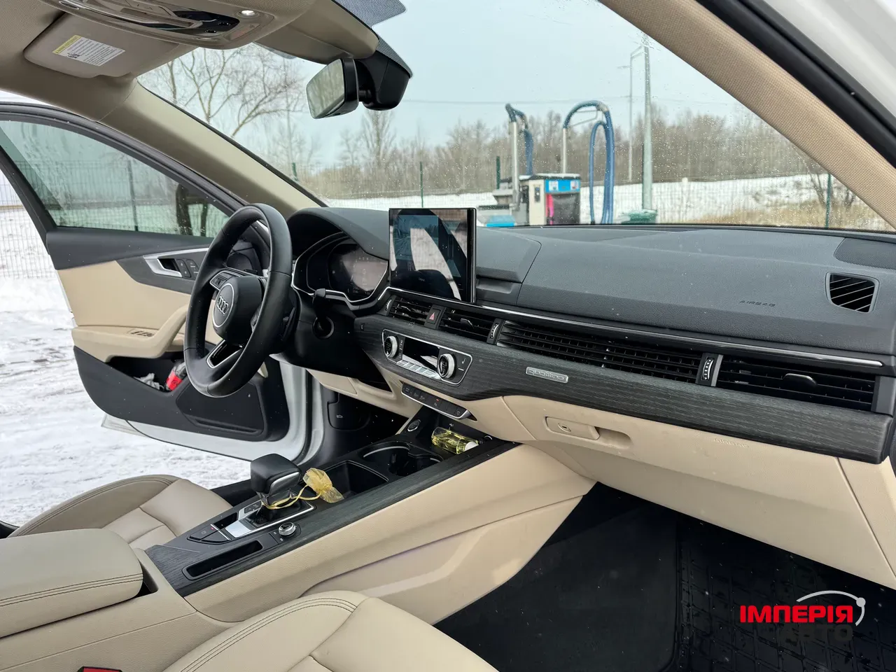 Audi A4 - фото 22