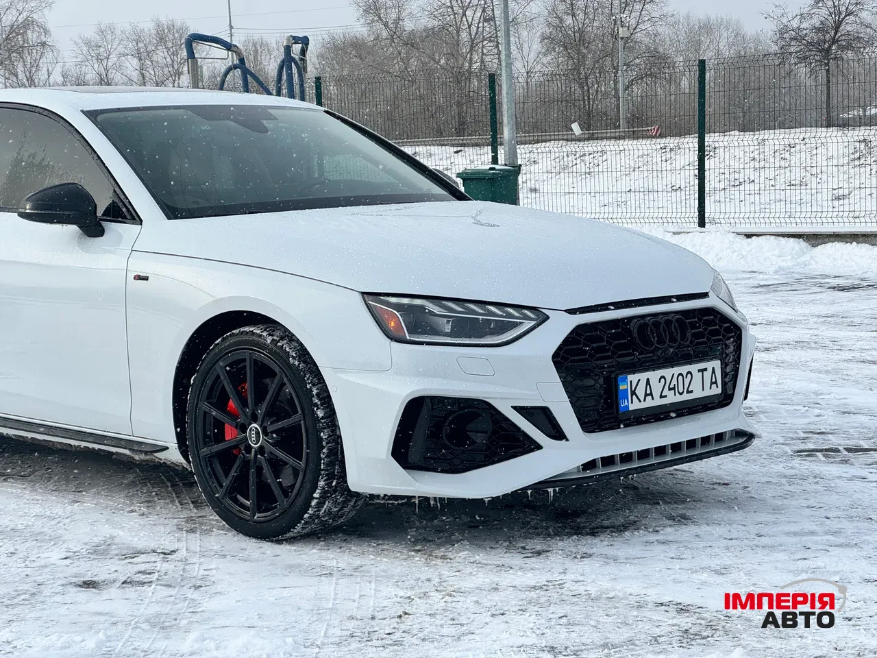 Audi A4 - фото 4