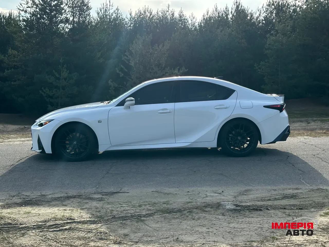 Lexus IS - фото 7