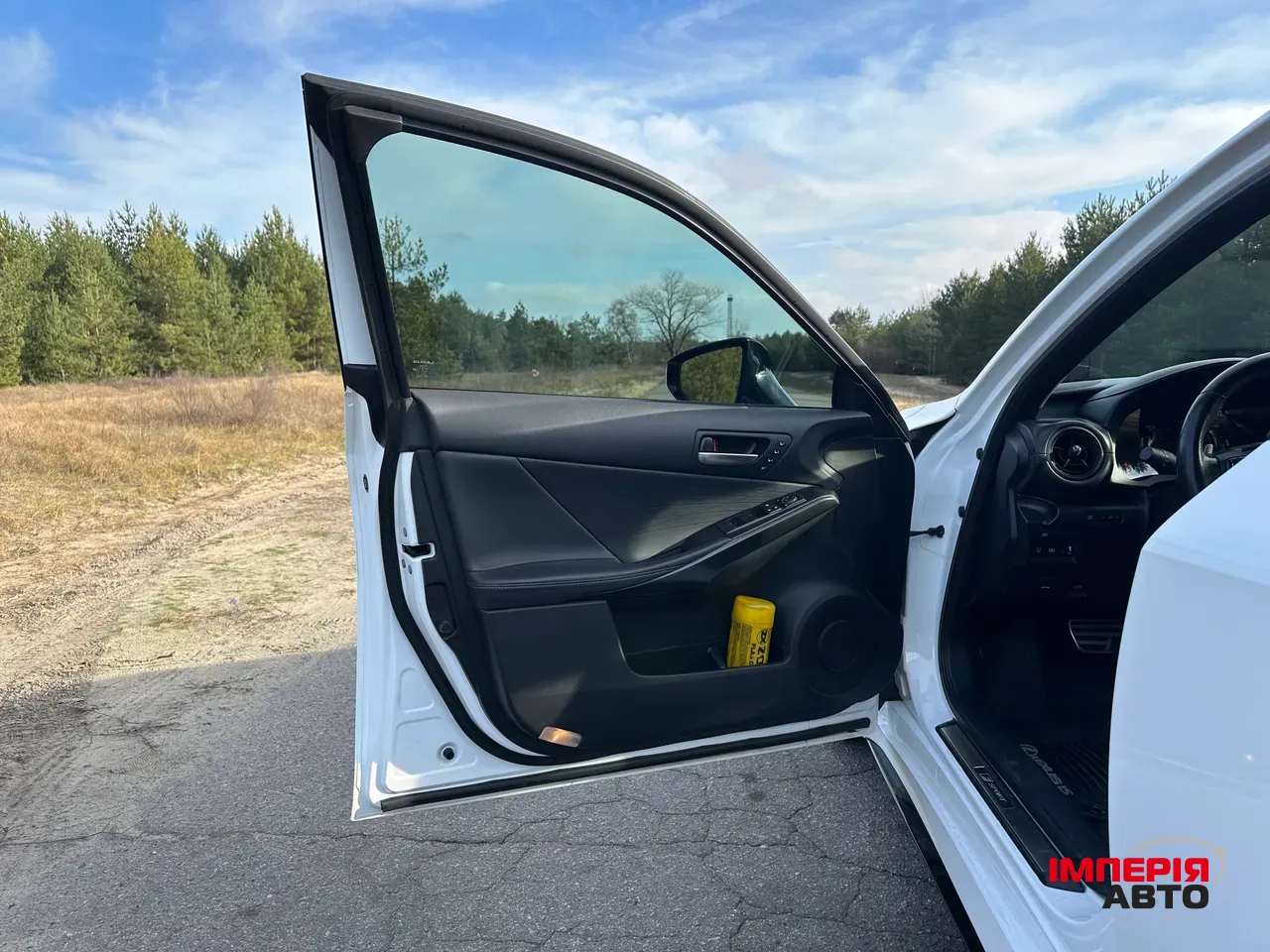 Lexus IS - фото 10