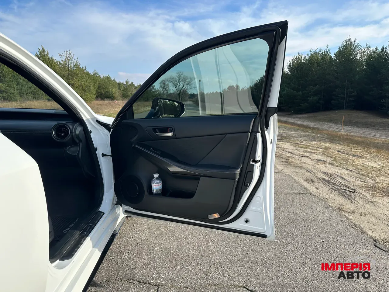 Lexus IS - фото 14