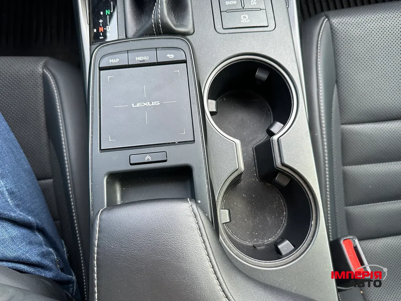 Lexus IS - фото 30